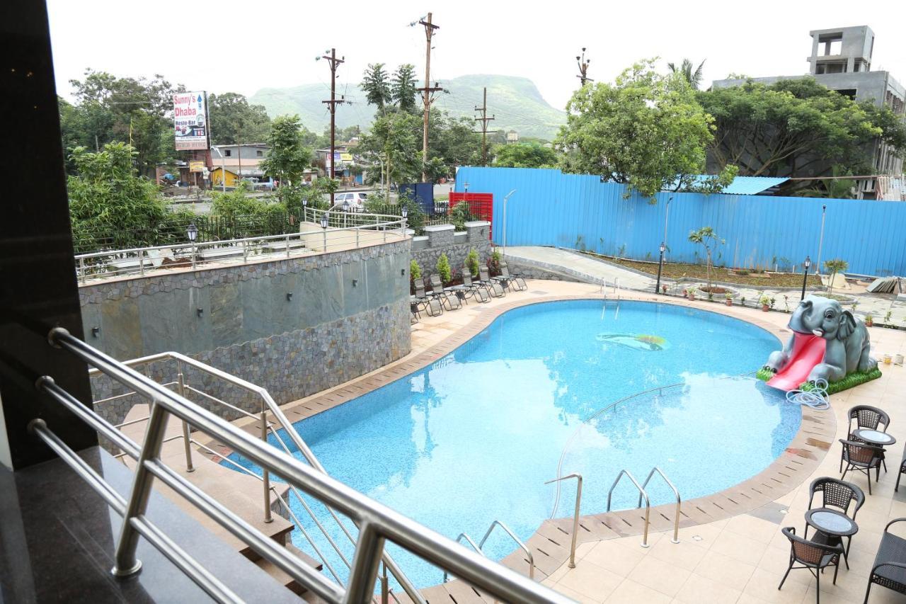 Vits Lonavala Hotel Exterior foto