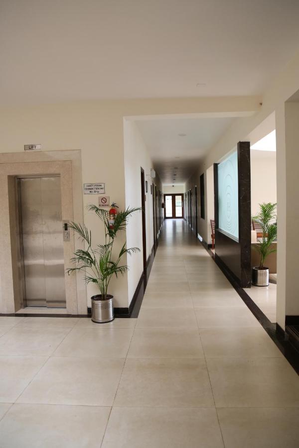 Vits Lonavala Hotel Exterior foto