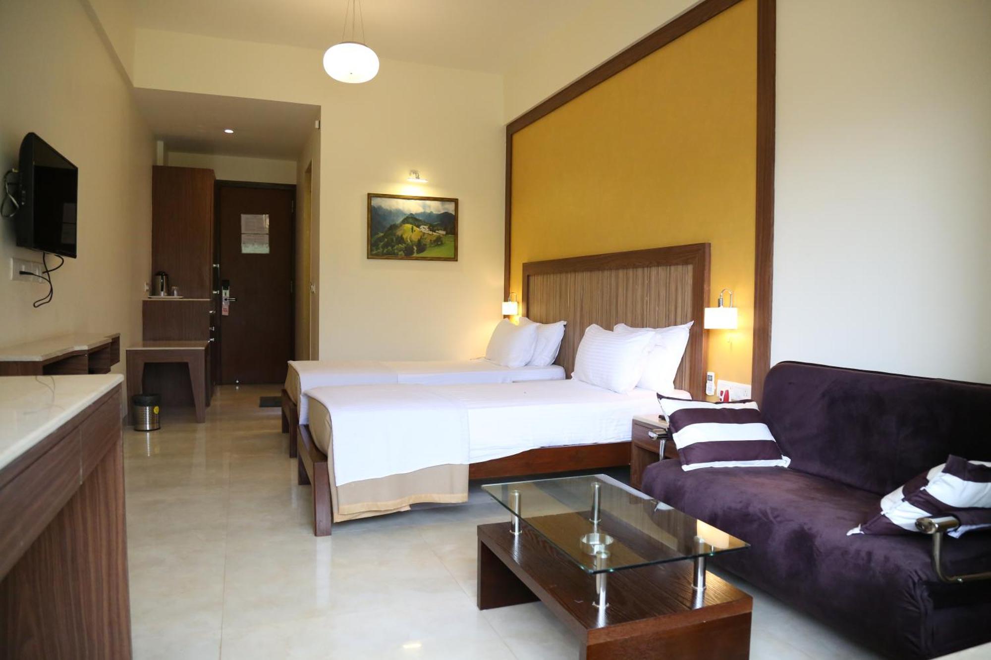 Vits Lonavala Hotel Exterior foto